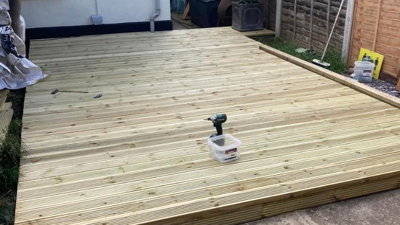 decking-installation-chigwell decking installation Chigwell