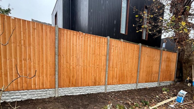 fence-fitting-chigwell fence fitting Chigwell